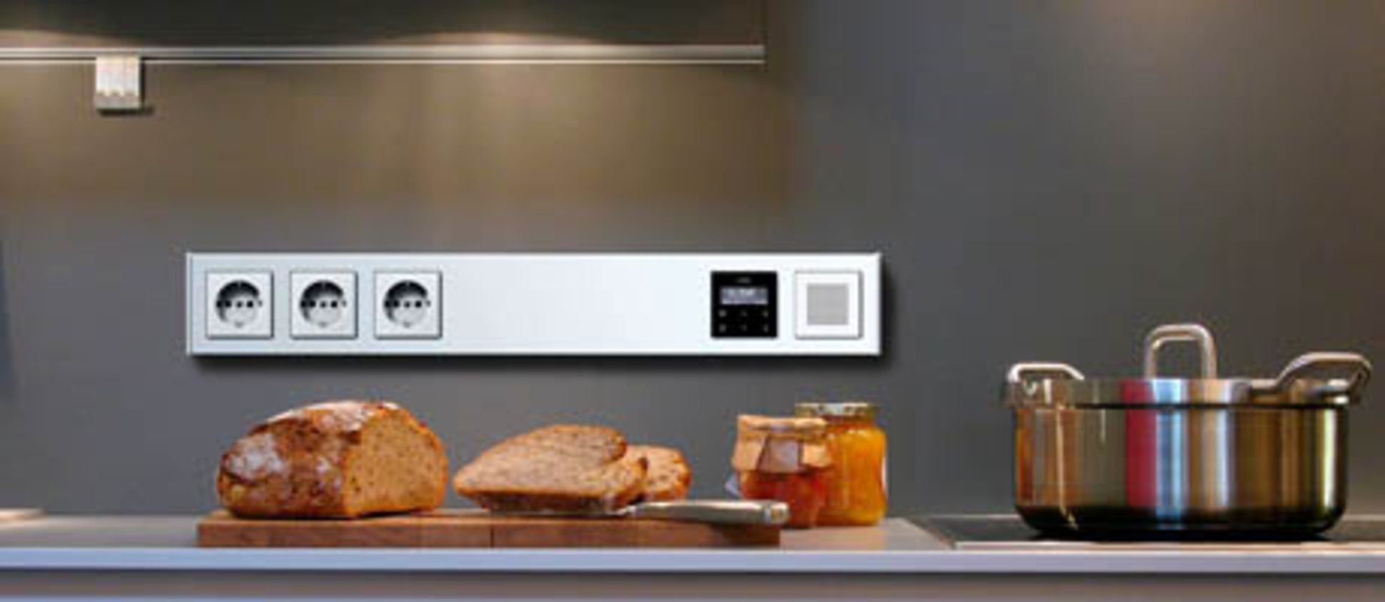 Gira Profil 55 bei Rebele GmbH & Co. KG in Buchdorf
